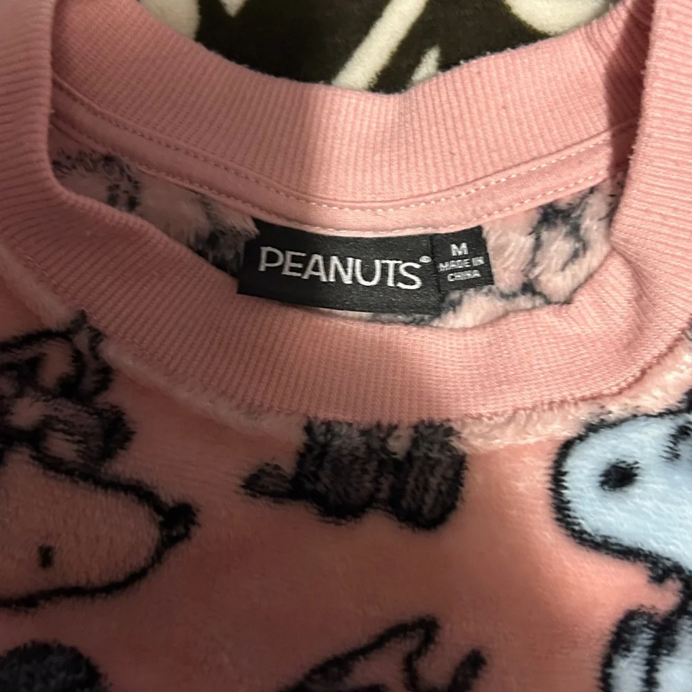 Pink Snoopy Pajama Set - Picture 3 of 3